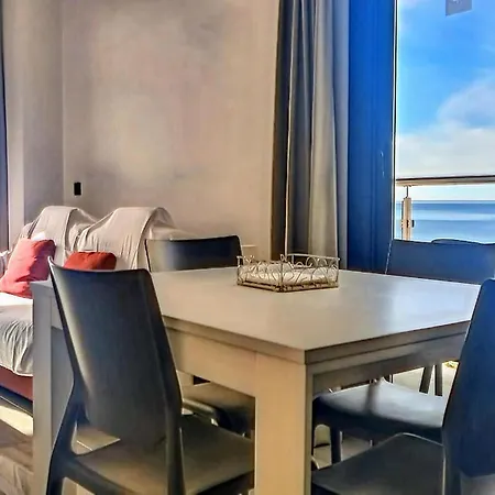 Inviting In With Shared Pool Apartment Fuengirola